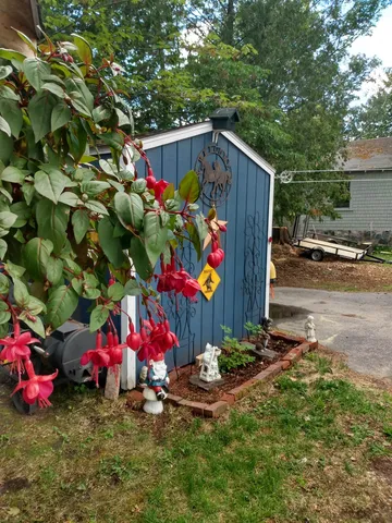 $185,900 | 25 Laurel Street, Berlin, NH 03570