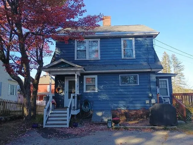 $219,900 | 25 Laurel Street, Berlin, NH 03570