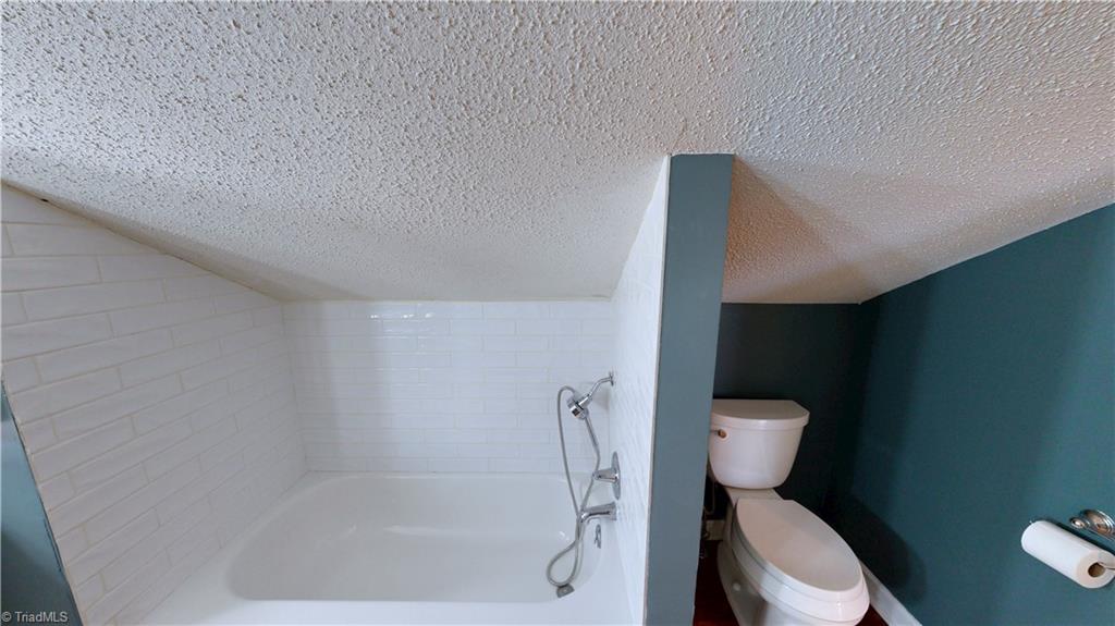 905 Old Winston Road High Point, NC 27265 - Photo 36 of 44 UPPER BATH