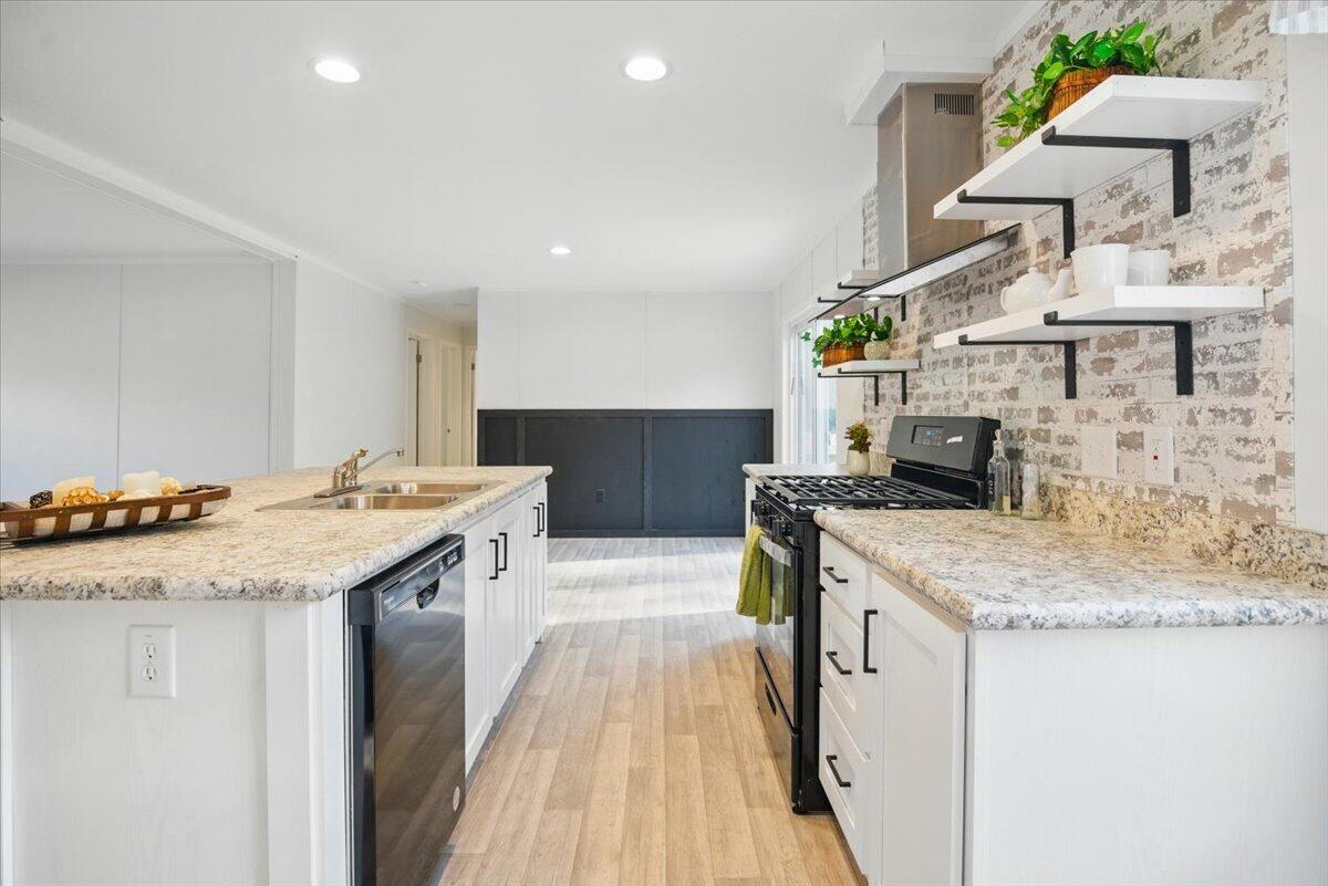 41 Fish Street Leeds, ME 04263 - Photo 12 of 14 Kitchen