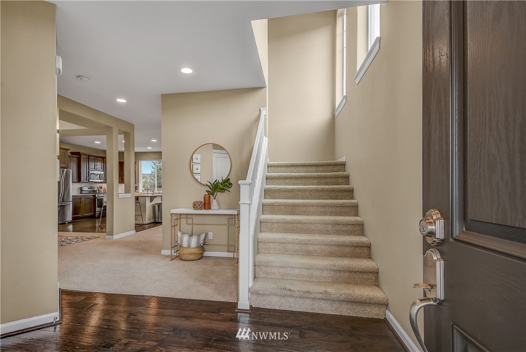 3703 196th Place Southeast Bothell, WA 98012 - Photo 2 of 30
