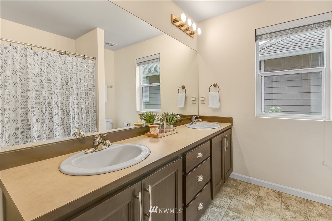 3703 196th Place Southeast Bothell, WA 98012 - Photo 22 of 30