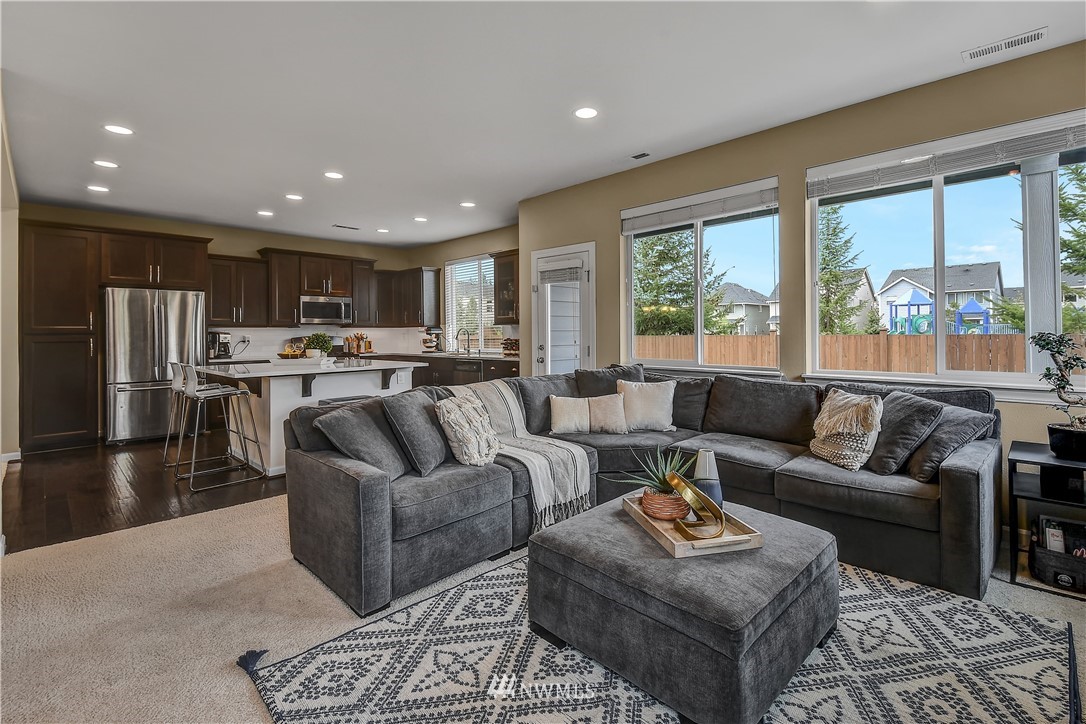 3703 196th Place Southeast Bothell, WA 98012 - Photo 5 of 30