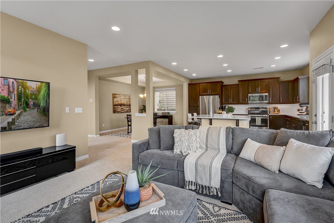 3703 196th Place Southeast Bothell, WA 98012 - Photo 6 of 30