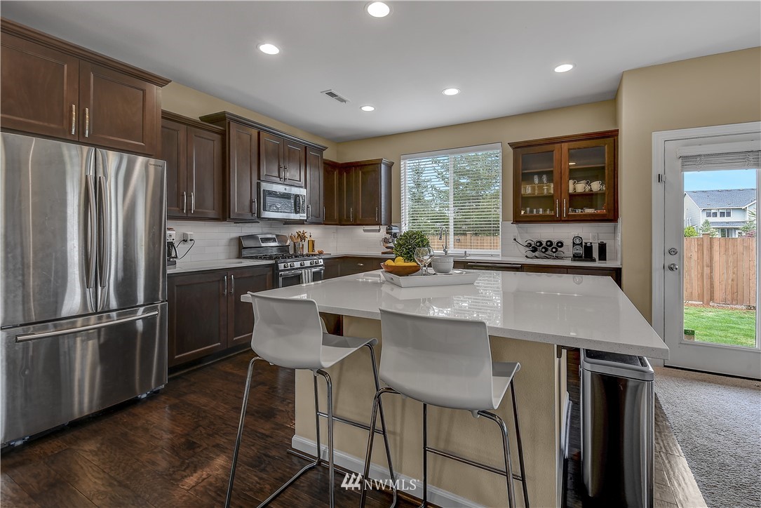3703 196th Place Southeast Bothell, WA 98012 - Photo 7 of 30