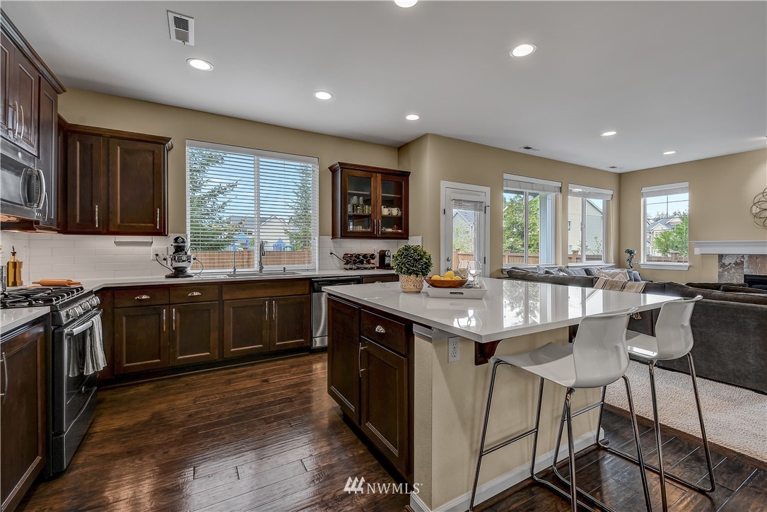 3703 196th Place Southeast Bothell, WA 98012 - Photo 8 of 30