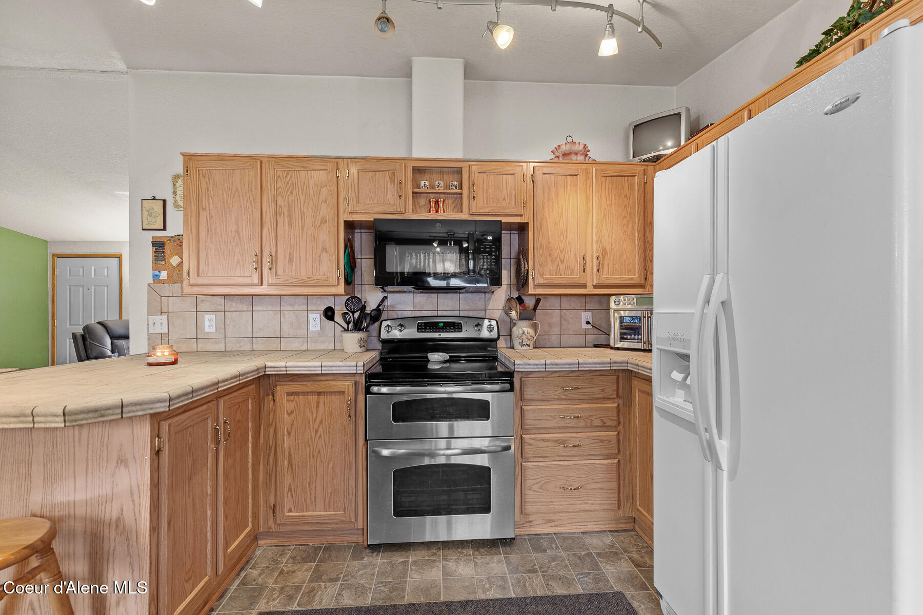 2203 West Jester Way Post Falls, ID 83854 - Photo 9 of 23 2203WJesterWay-9