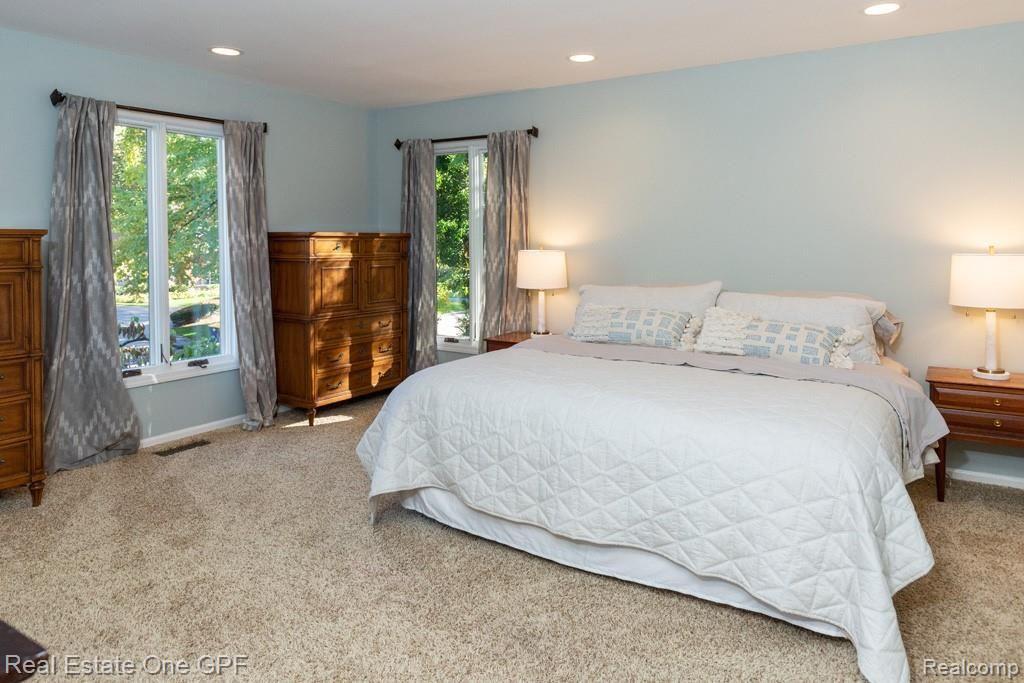 565 Shelden Road Grosse Pointe, MI 48236 - Photo 33 of 49 565SheldenRd-33.jpg