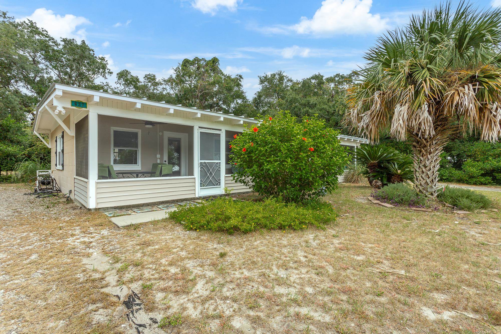 637 Mariner Circle Alligator Point, FL 32346 - Photo 3 of 16