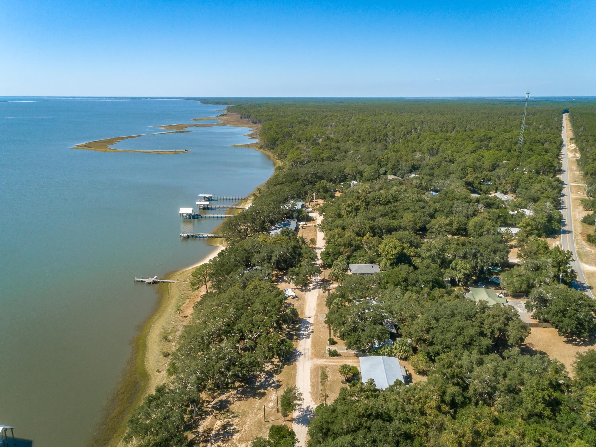 637 Mariner Circle Alligator Point, FL 32346 - Photo 6 of 16