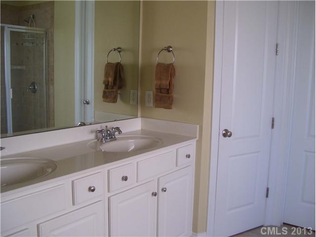 374 Miners Cove Way Fort Mill, SC 29708 - Photo 12 of 15 Gallery Image 12