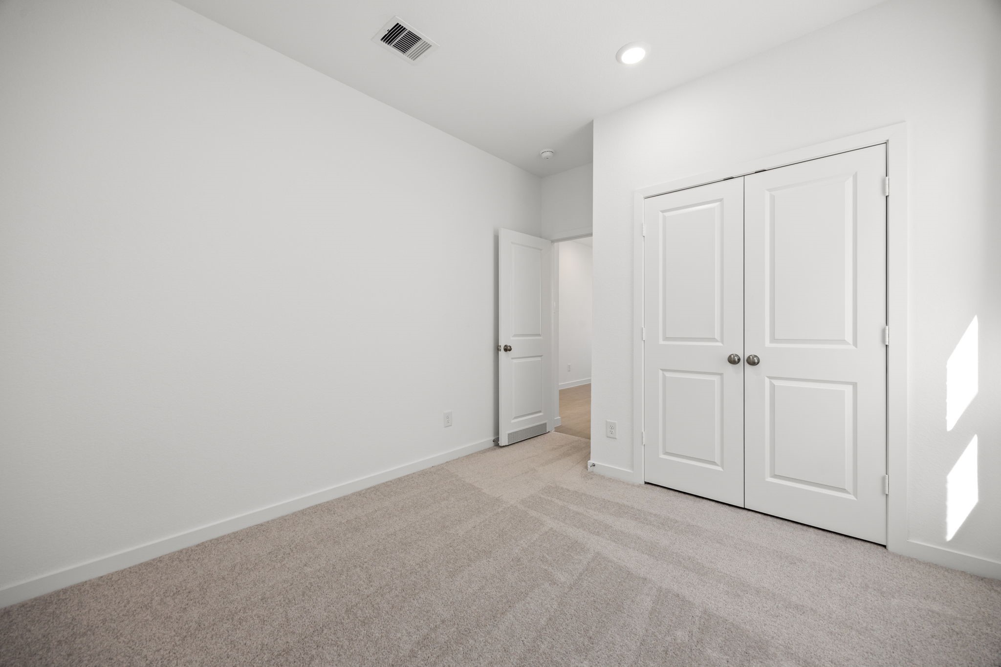 28947 Rustic Robin Lane Hockley, TX 77447 - Photo 20 of 33 3rd Bedroom