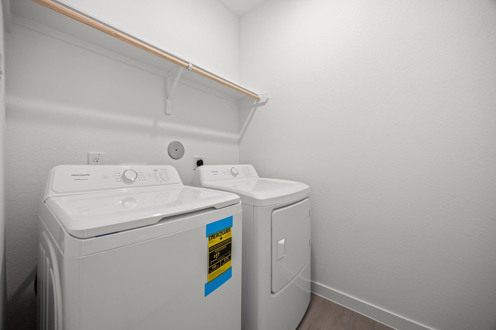 28947 Rustic Robin Lane Hockley, TX 77447 - Photo 21 of 33 Laundry room, in house between secondary bedrooms, equipped with new washer and dryer.