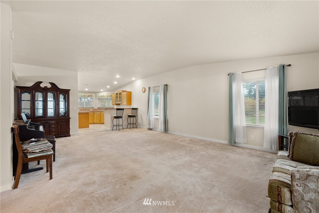 397 East Avery Road Napavine, WA 98532 - Photo 8 of 32 Gallery Image 8