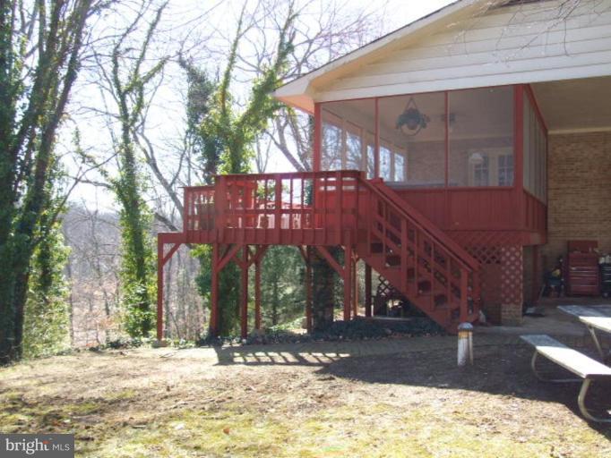 631 Governor Bridge Road Davidsonville, MD 21035 - Photo 11 of 18 Deck