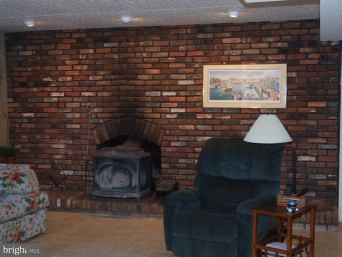 631 Governor Bridge Road Davidsonville, MD 21035 - Photo 10 of 18 Family Room #2