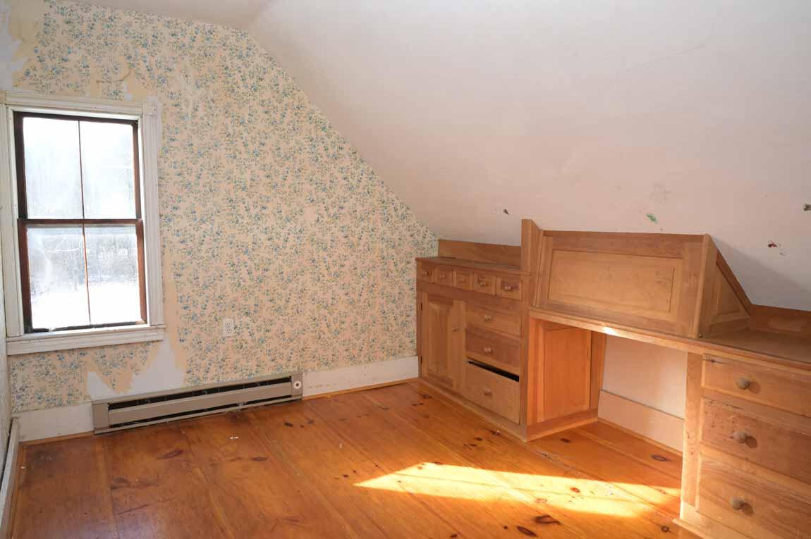 27 Fickett Road Pownal, ME 04069 - Photo 16 of 31 Bedroom
