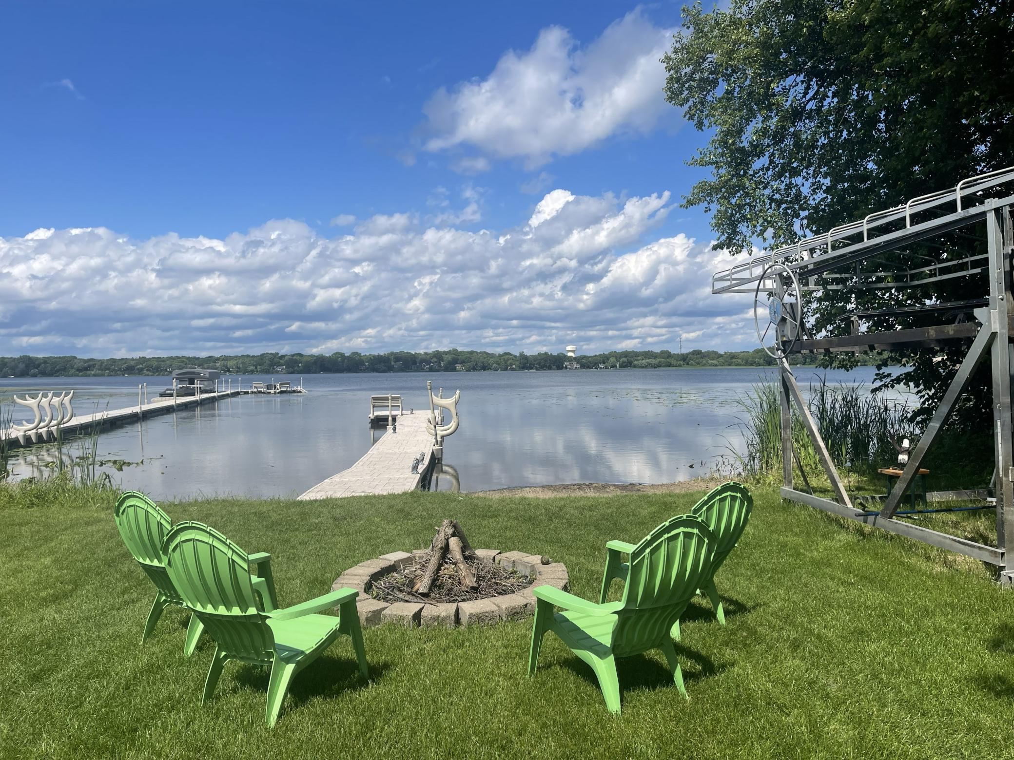 100 Peninsula Road Medicine Lake, MN 55441 - Photo 3 of 60