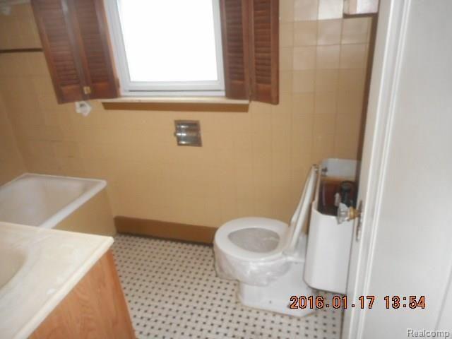 8134 Robson Street Detroit, MI 48228 - Photo 12 of 13