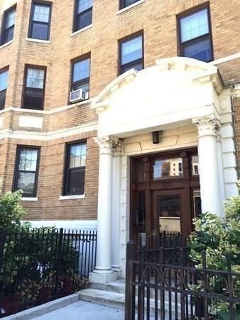 60 Queensberry Street, Unit 15 Boston, MA 02215 - Photo 1 of 8