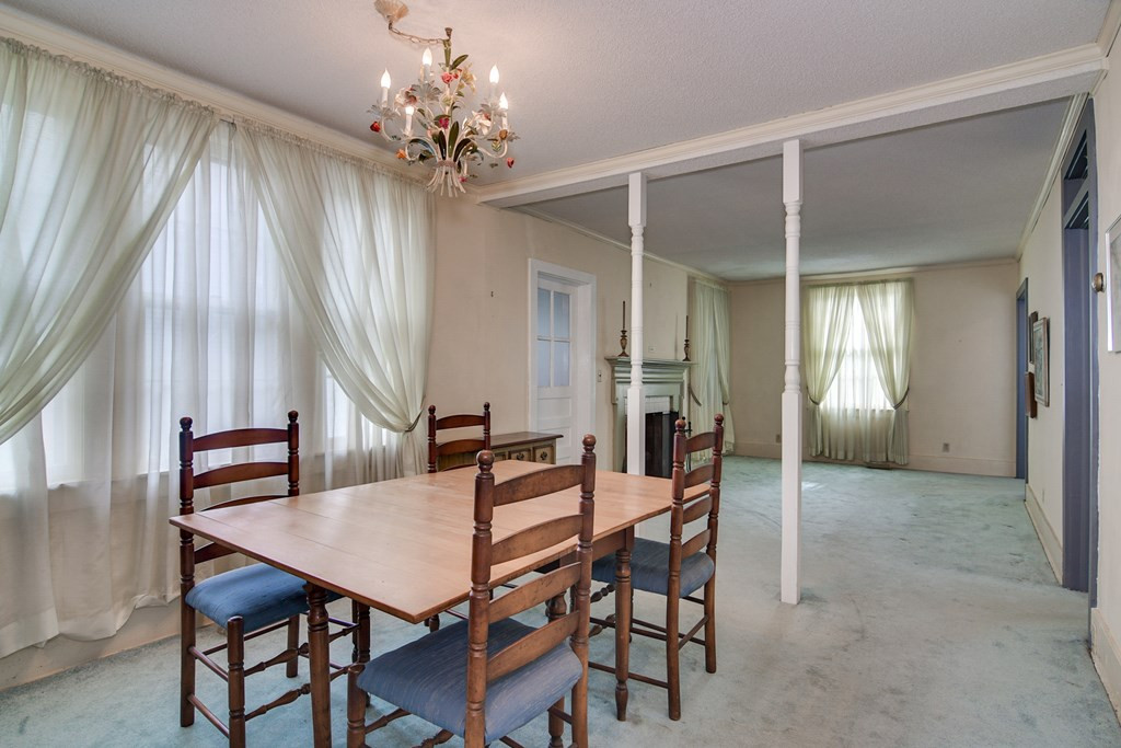 697 Main Street Barnwell, SC 29812 - Photo 12 of 29 Dining Room