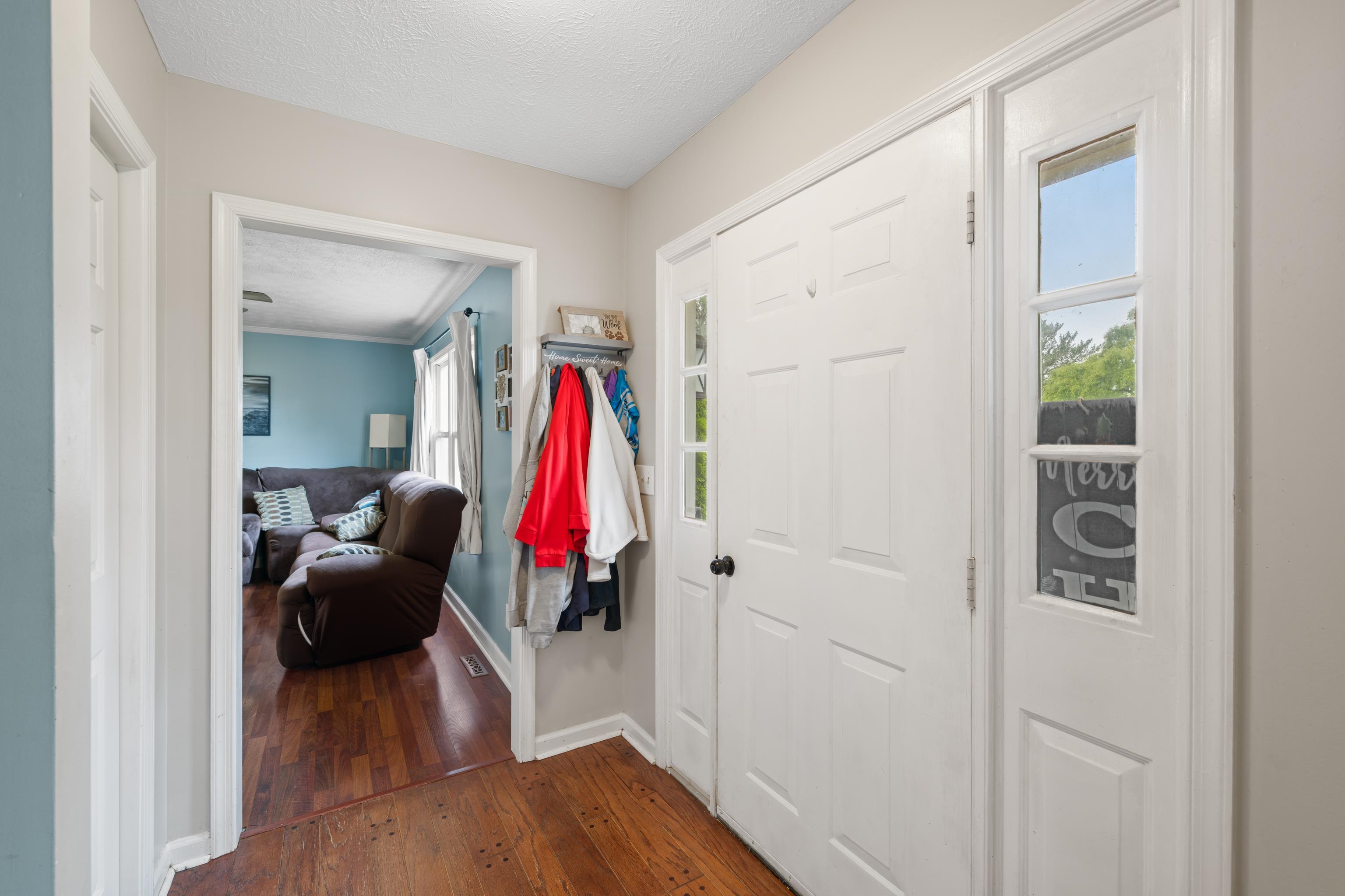 701 Horseshoe Circle Stuarts Draft, VA 24477 - Photo 3 of 70