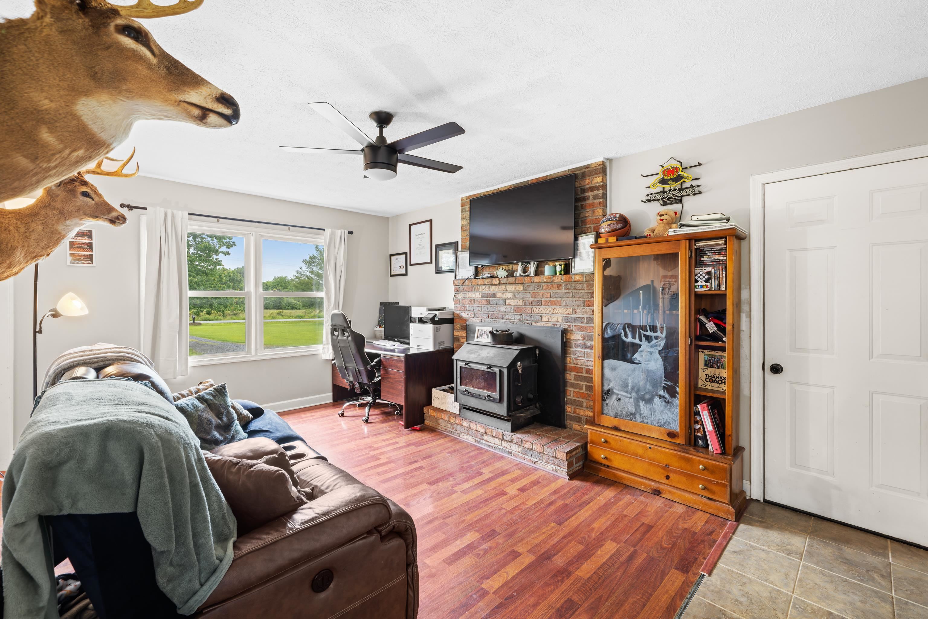 701 Horseshoe Circle Stuarts Draft, VA 24477 - Photo 6 of 70