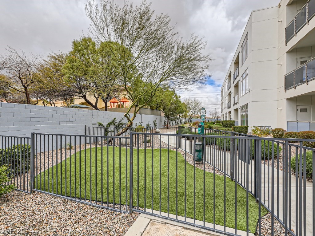 8925 West Flamingo Road, Unit 231 Las Vegas, NV 89147 - Photo 34 of 34