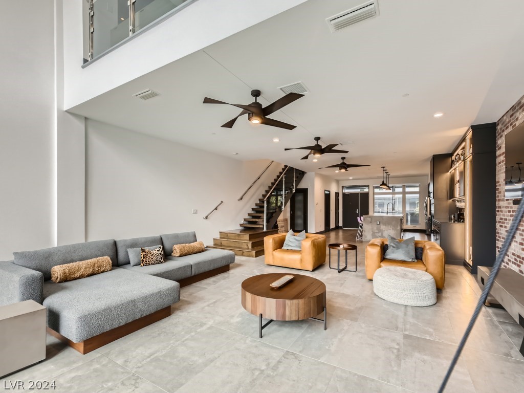 8925 West Flamingo Road, Unit 231 Las Vegas, NV 89147 - Photo 4 of 34