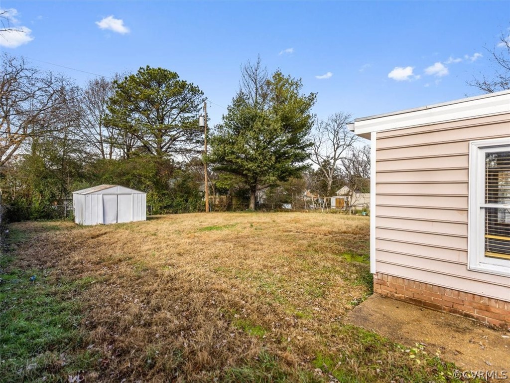 1314 Andover Road Henrico, VA 23229 - Photo 23 of 24 a view of a outdoor space