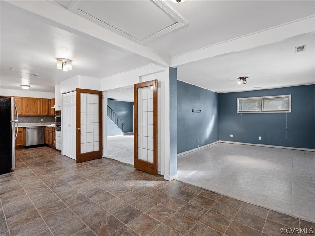 1314 Andover Road Henrico, VA 23229 - Photo 8 of 24 a view of a big room with a kitchen