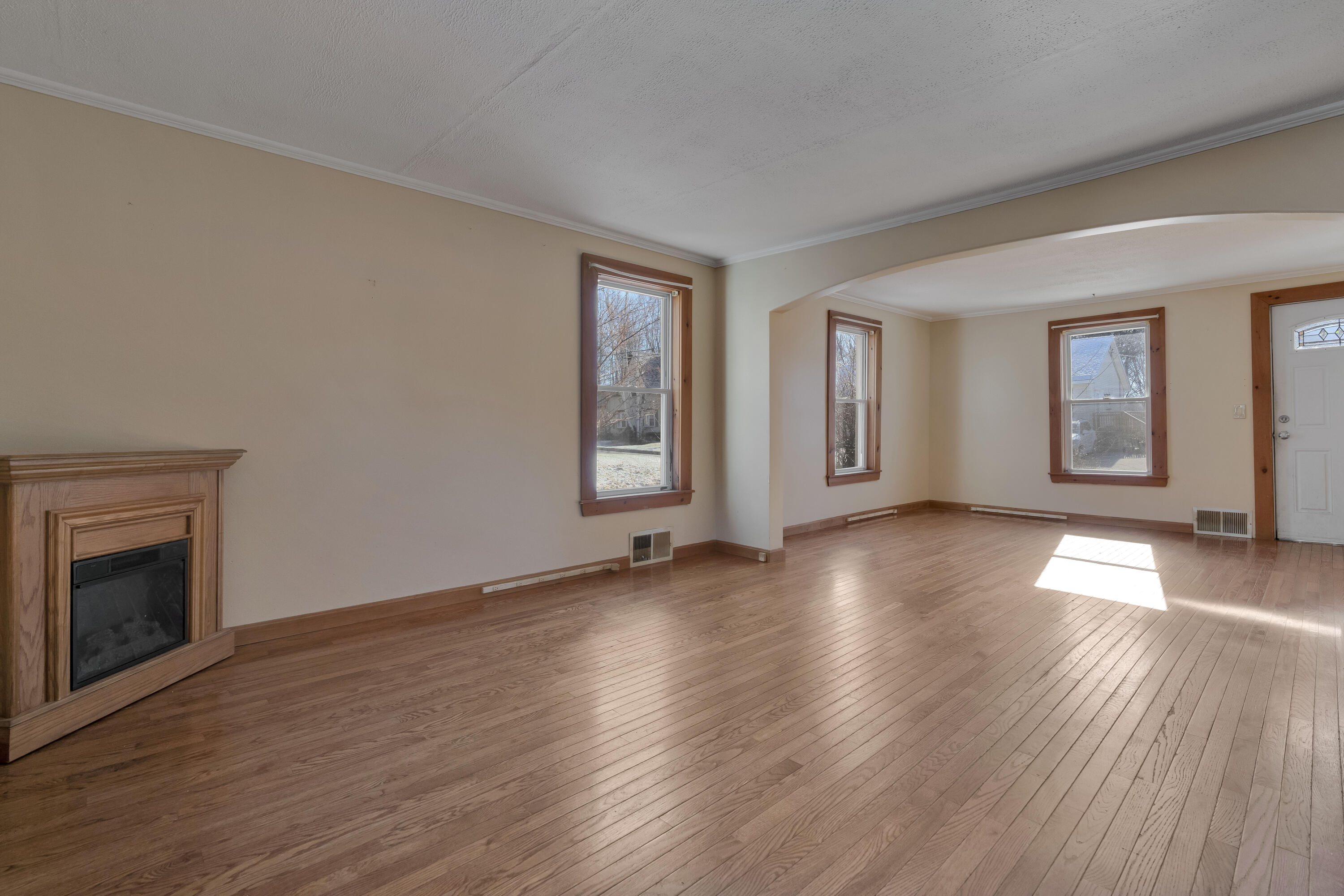 44 Towle Street Auburn, ME 04210 - Photo 12 of 30 _DSC6201