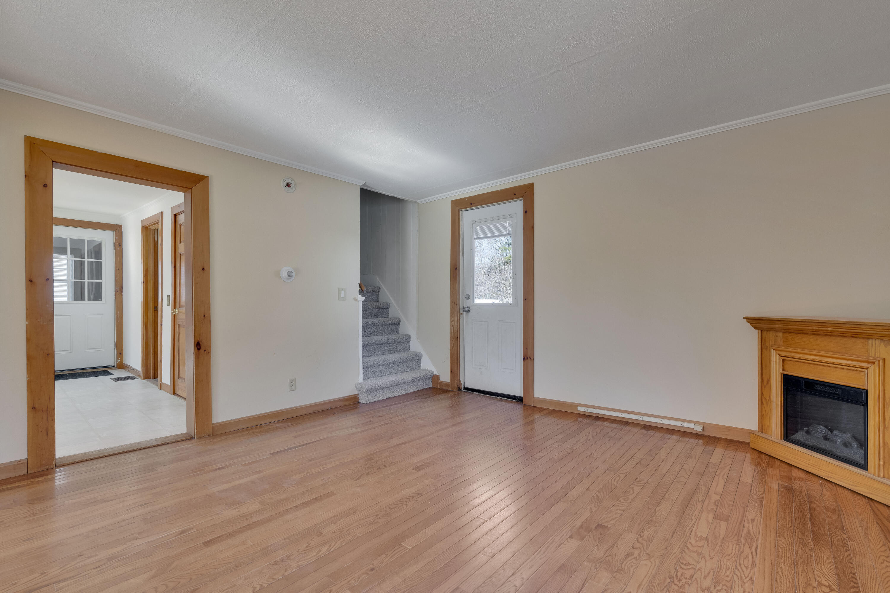44 Towle Street Auburn, ME 04210 - Photo 13 of 30 _DSC6204