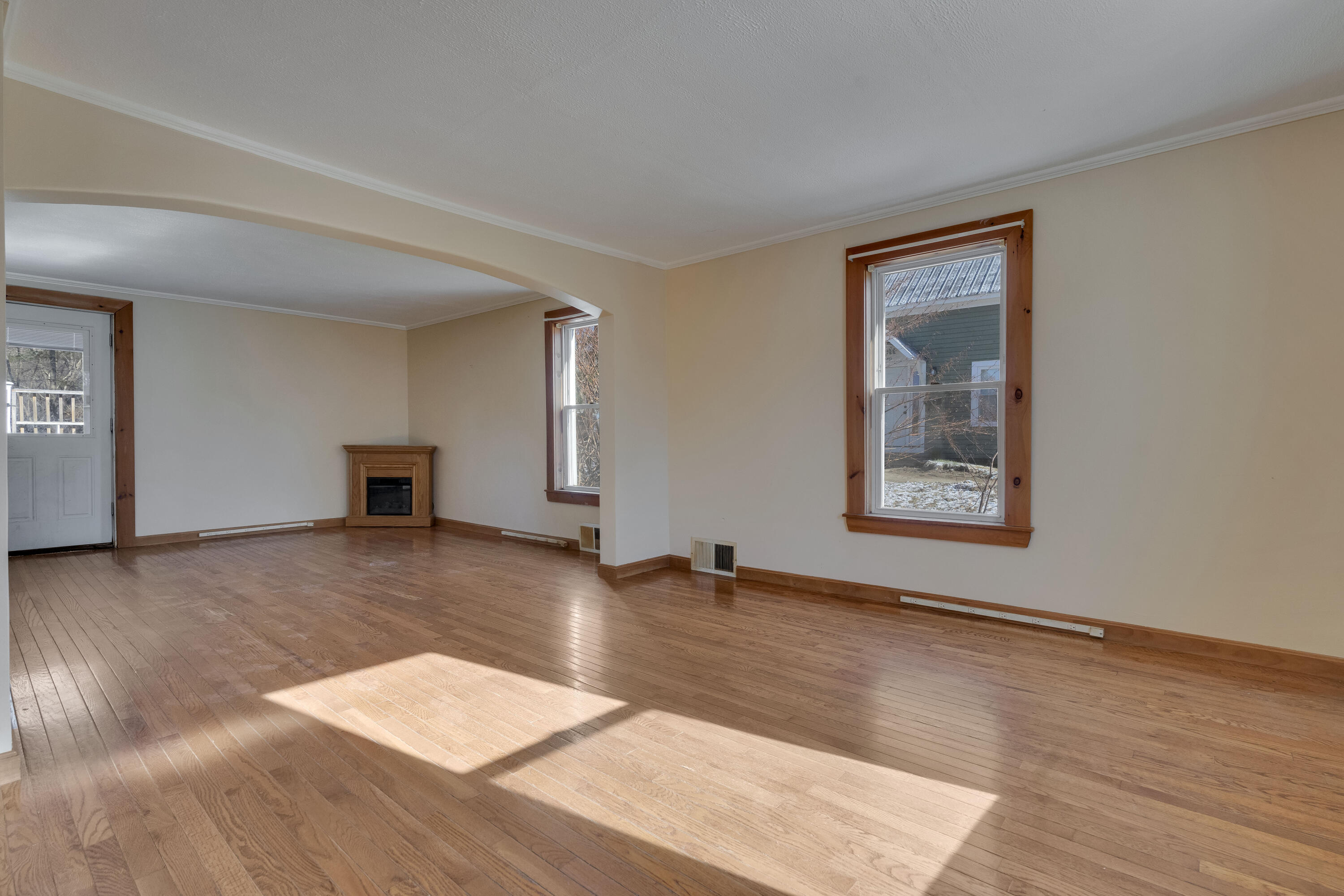 44 Towle Street Auburn, ME 04210 - Photo 10 of 30 _DSC6192