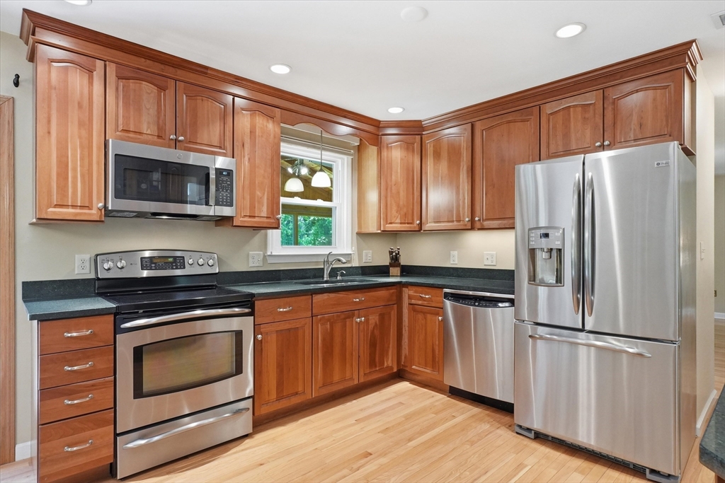 2 Whiting Road Framingham, MA 01701 - Photo 16 of 42