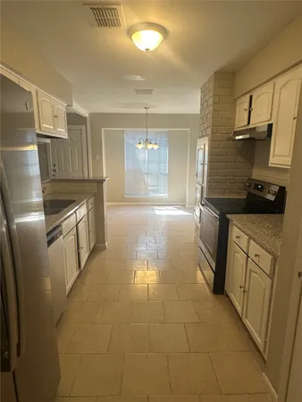 $1,895 | 403 Mistywood Drive, Houston, TX 77090