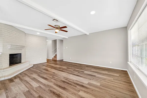 $1,850 | 403 Mistywood Drive, Houston, TX 77090