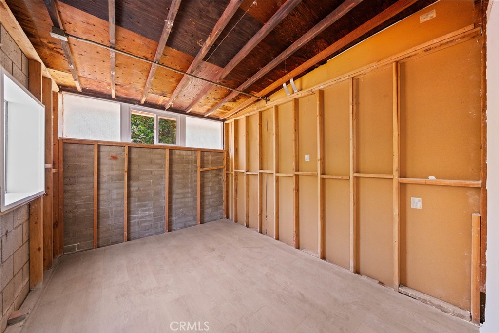 2326 Galbreth Road Pasadena, CA 91104 - Photo 27 of 33
