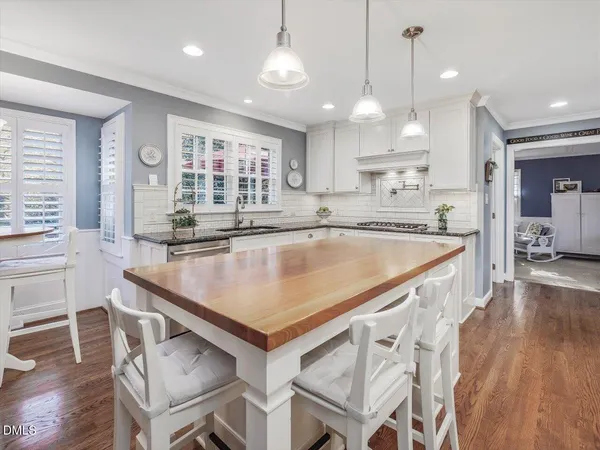$885,000 | 4001 Brothwell Court, Raleigh, NC 27606