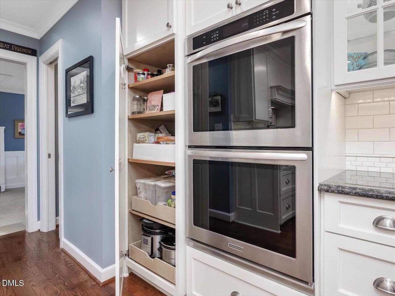 4001 Brothwell Court Raleigh, NC 27606 - Photo 27 of 85 32-Kitchen