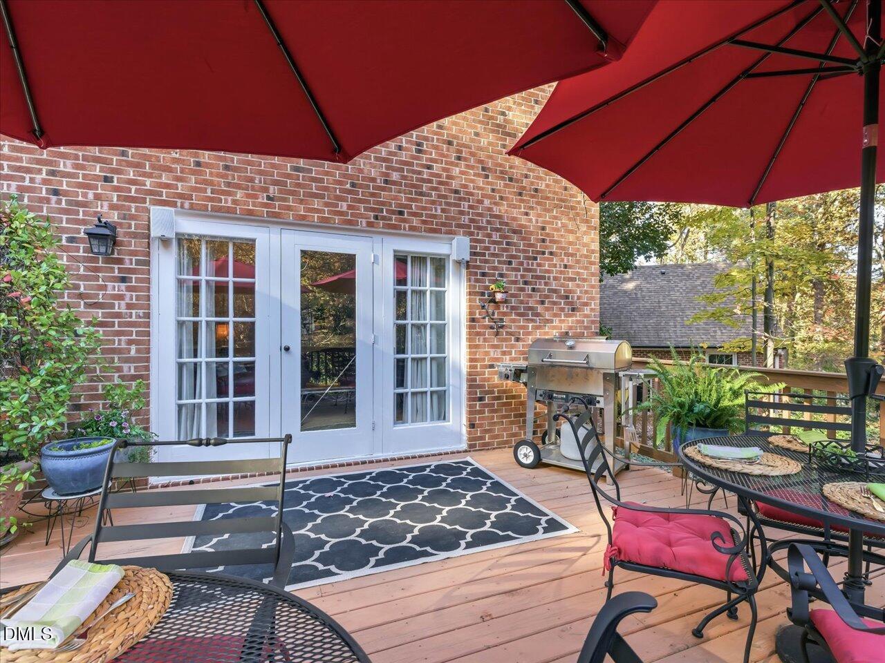 4001 Brothwell Court Raleigh, NC 27606 - Photo 38 of 85 36-Deck