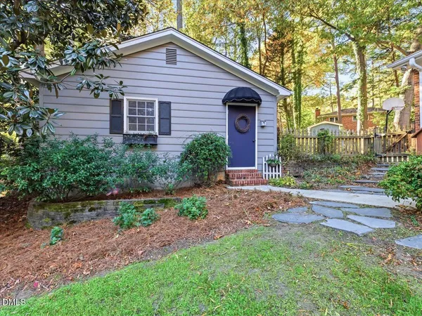 $885,000 | 4001 Brothwell Court, Raleigh, NC 27606