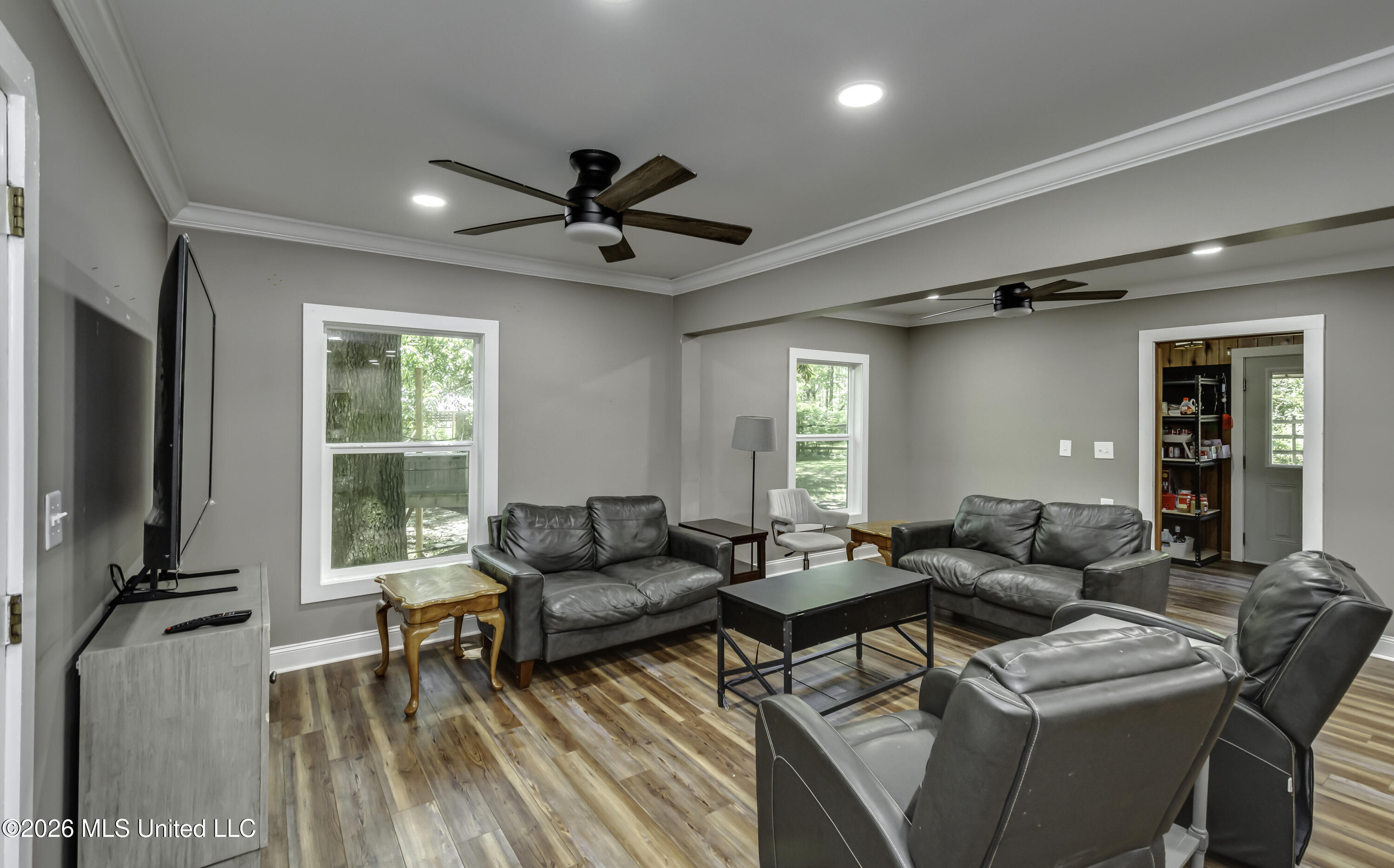 214 Parks Road Jackson, MS 39212 - Photo 14 of 96 Family room