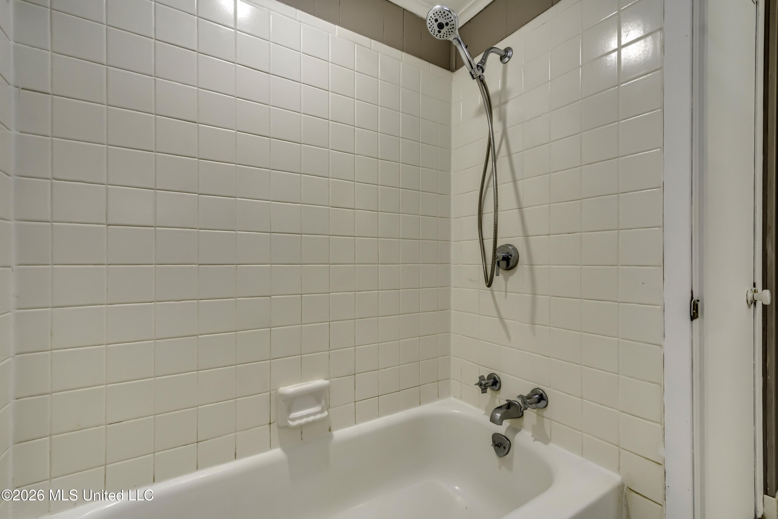 214 Parks Road Jackson, MS 39212 - Photo 47 of 96 Bathroom 2