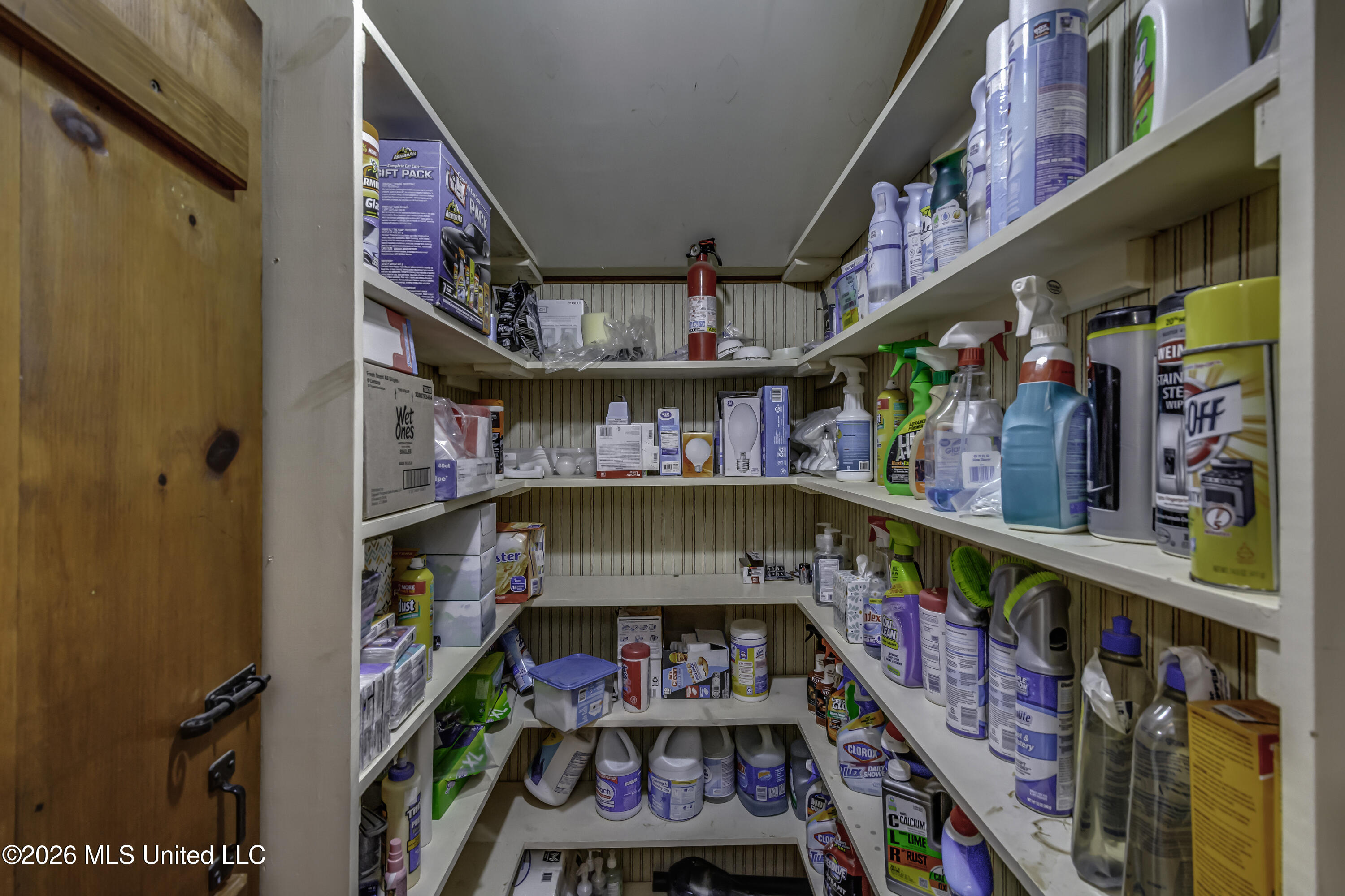 214 Parks Road Jackson, MS 39212 - Photo 51 of 96 pantry closet
