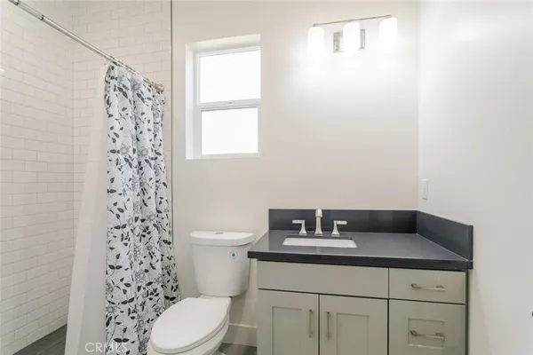 $3,250 | 13768 Judd Street, Pacoima, CA 91331