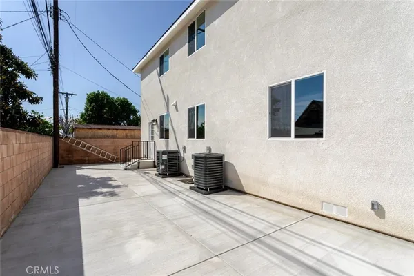 $3,250 | 13768 Judd Street, Pacoima, CA 91331