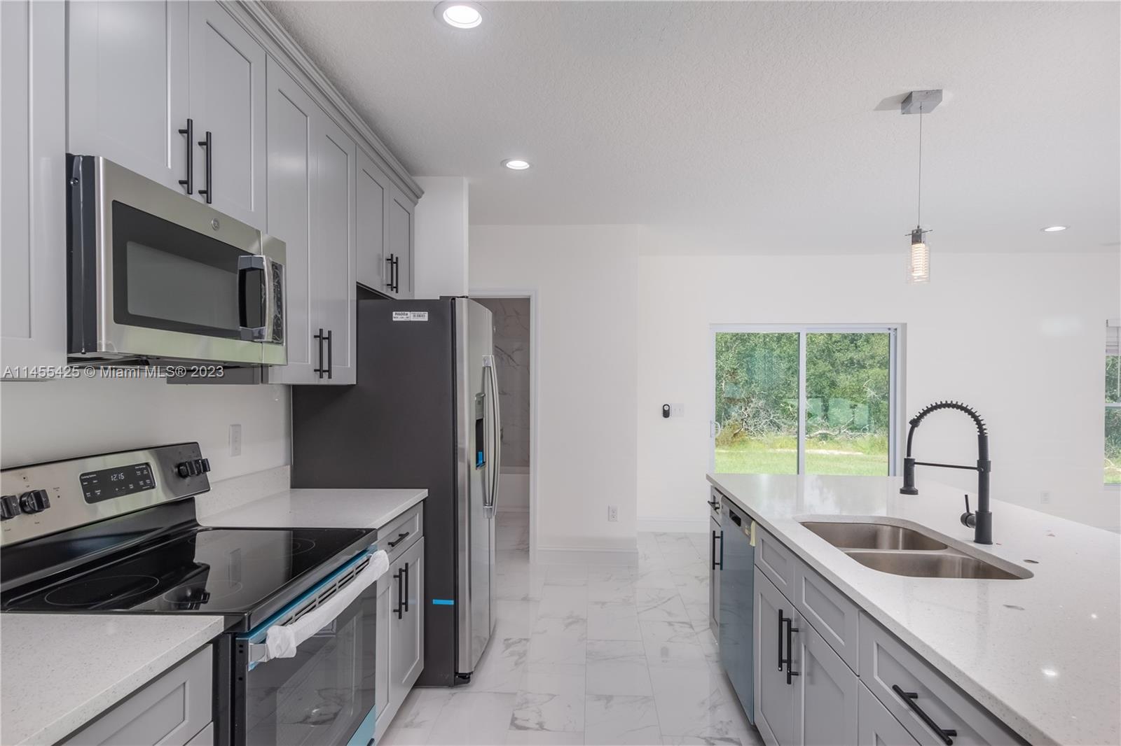 14224 Southwest 48th Court Road Ocala, FL 34473 - Photo 14 of 44 Gallery Image 14