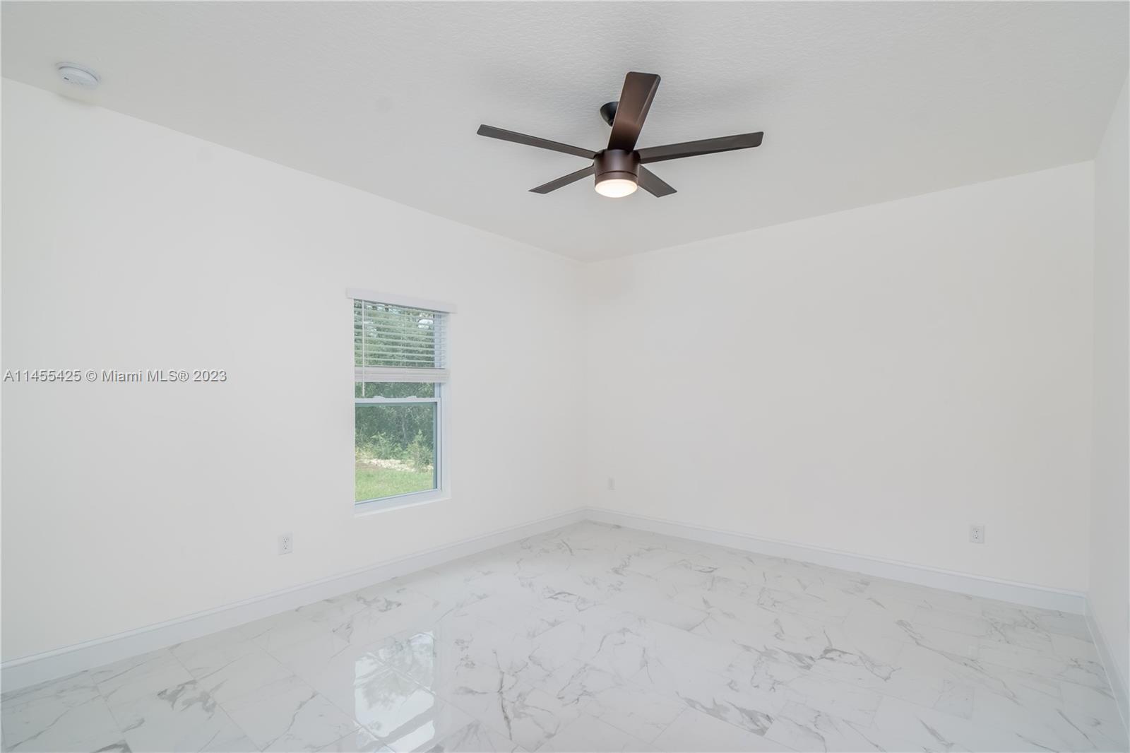 14224 Southwest 48th Court Road Ocala, FL 34473 - Photo 16 of 44 Gallery Image 16