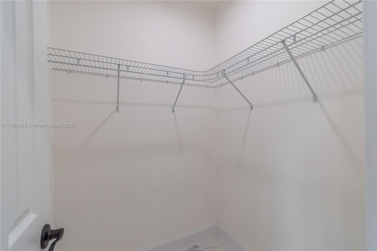14224 Southwest 48th Court Road Ocala, FL 34473 - Photo 19 of 44 Gallery Image 19